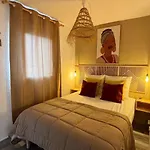 Belle Vue Mer, 90 M, Parking, Loggia, Wifi. 아그