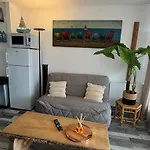 Belle Vue Mer, 90 M, Parking, Loggia, Wifi.