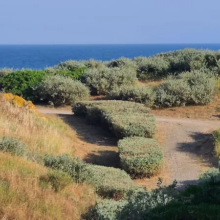 Belle Vue Mer, 90 M, Parking, Loggia, Wifi. 아파트 아그