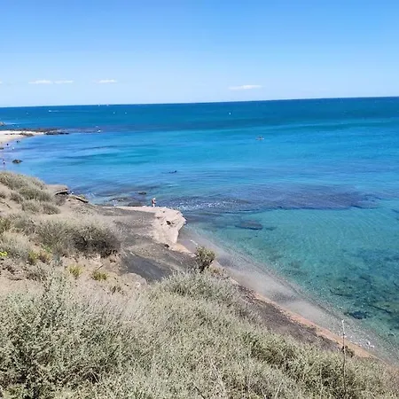 Belle Vue Mer, 90 M, Parking, Loggia, Wifi. 아파트
